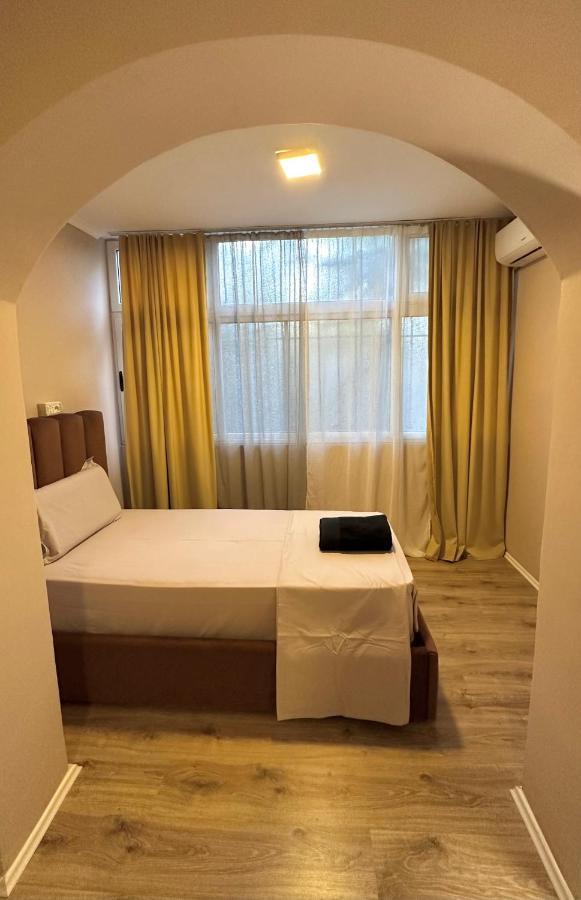 Bejart Apartment 5 Тирана Екстериор снимка