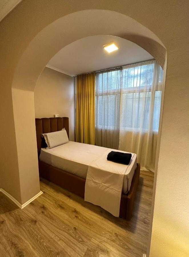 Bejart Apartment 5 Тирана Екстериор снимка