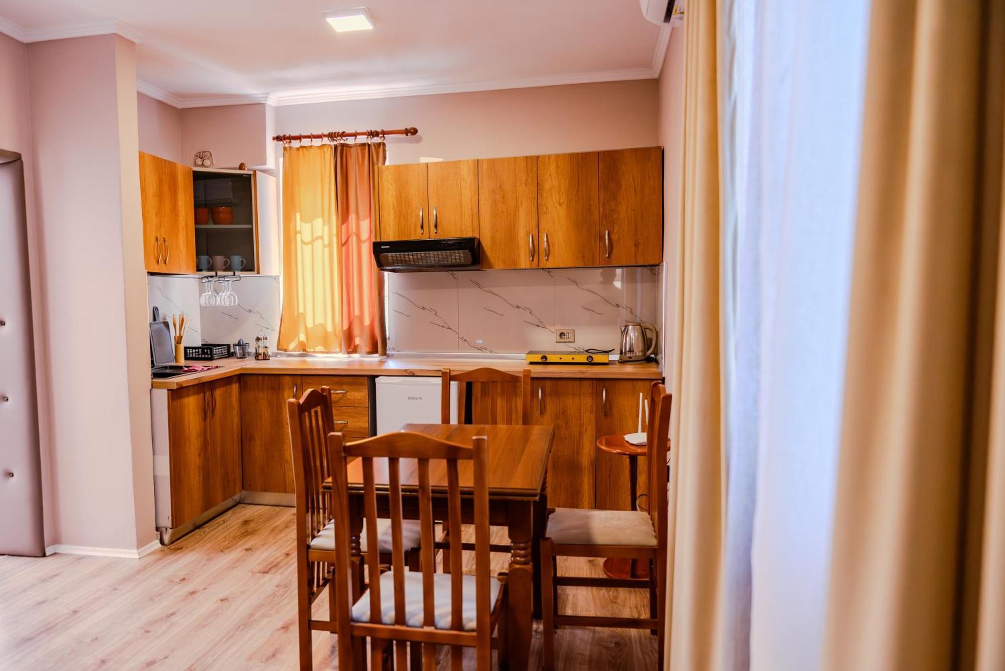 Bejart Apartment 5 Тирана Екстериор снимка
