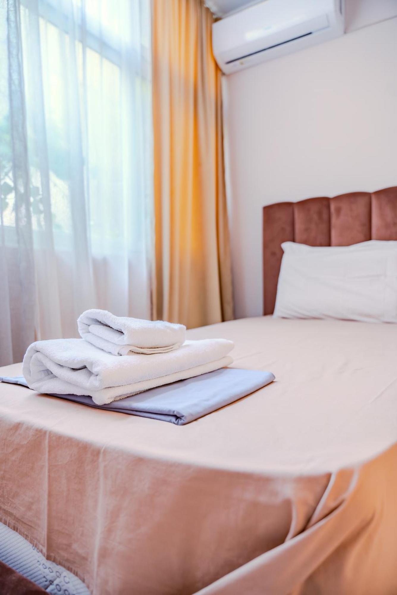 Bejart Apartment 5 Тирана Екстериор снимка