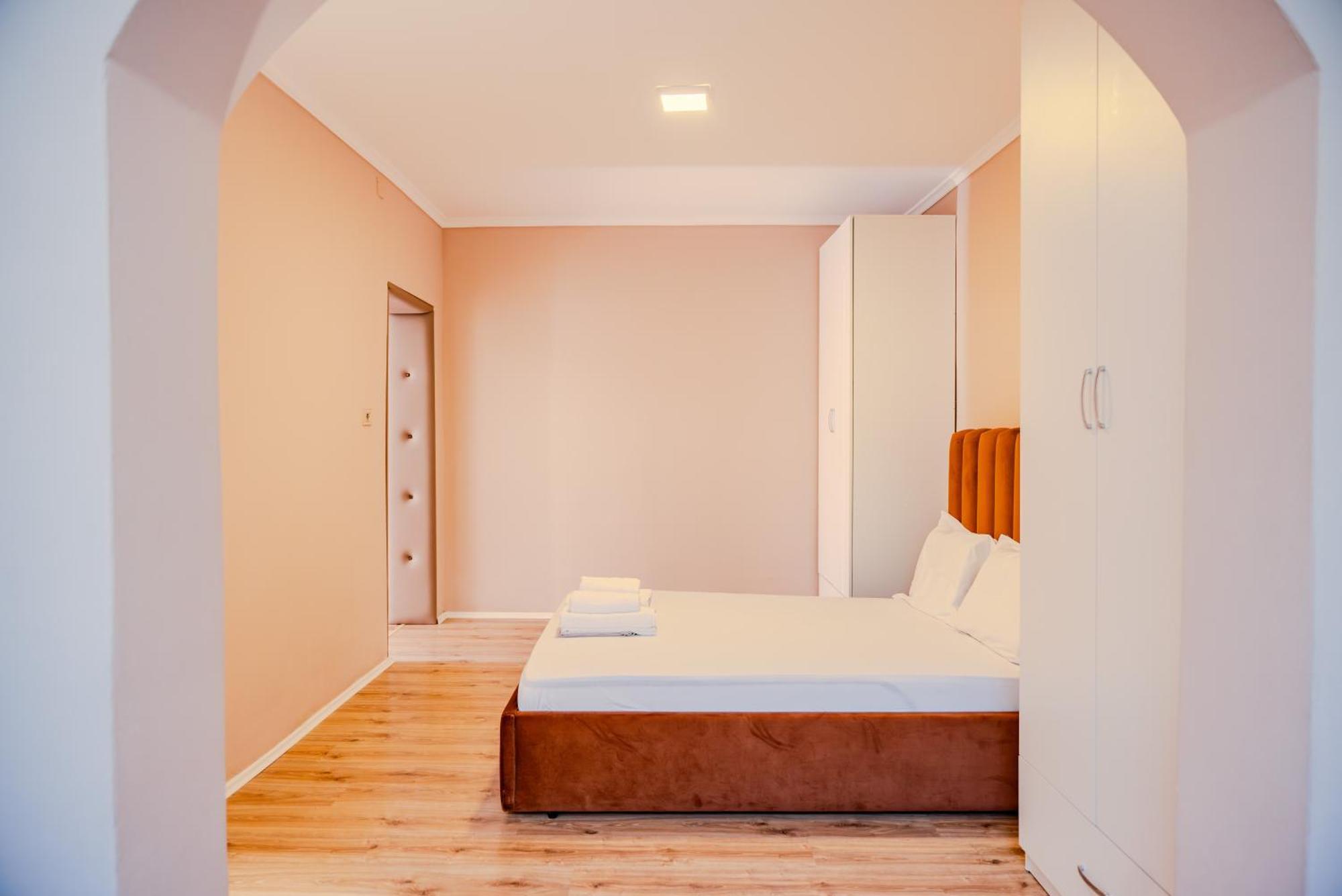 Bejart Apartment 5 Тирана Екстериор снимка